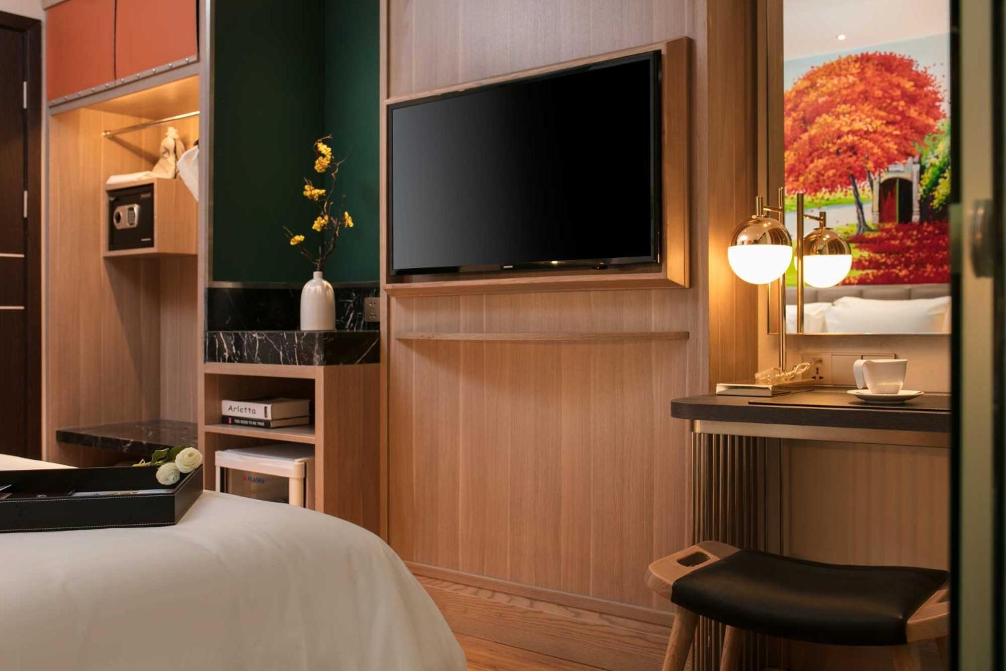 Aurora Premium - A Lifestyle Hotel Hanoï Extérieur photo